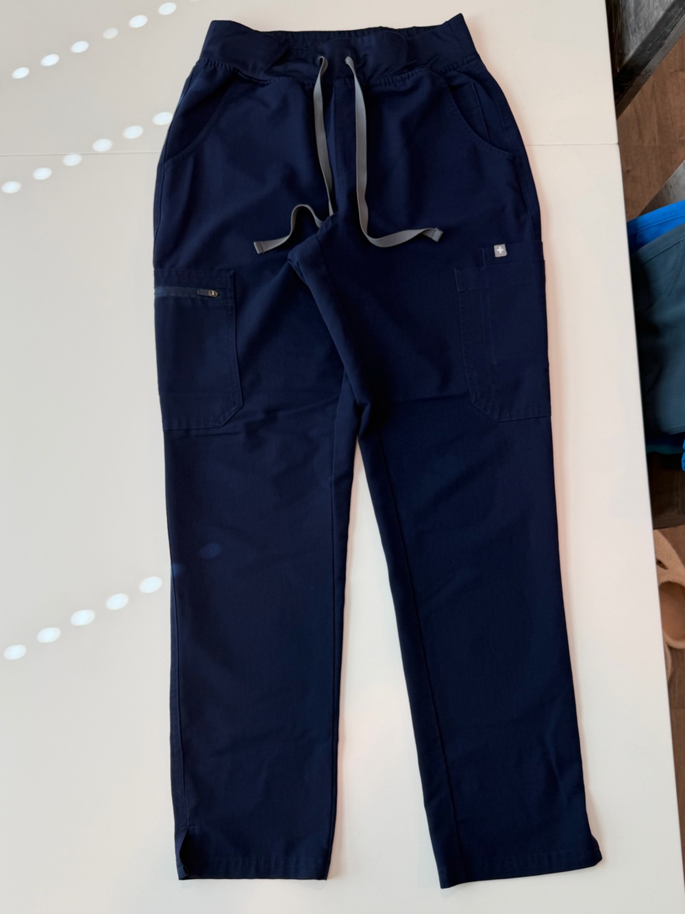 FIGS HW Yola High-Rise Scrub Pants Navy Small